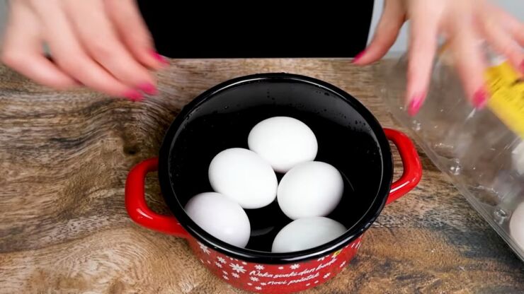 izbeljivanje jaja pre farbanja